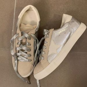 NEW white sneakers platform